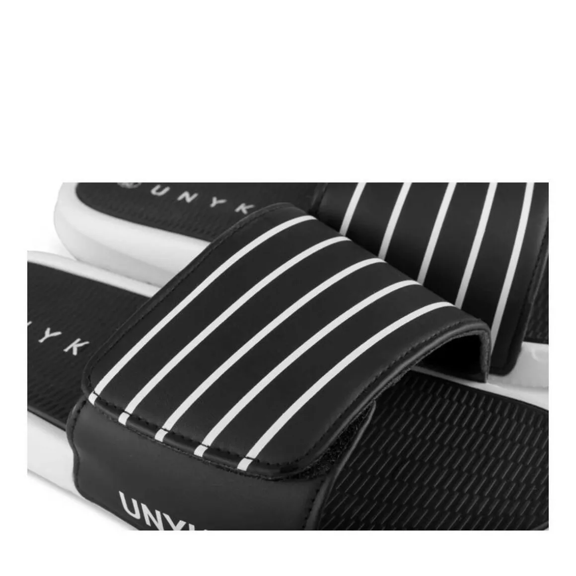 Badslippers ZWART