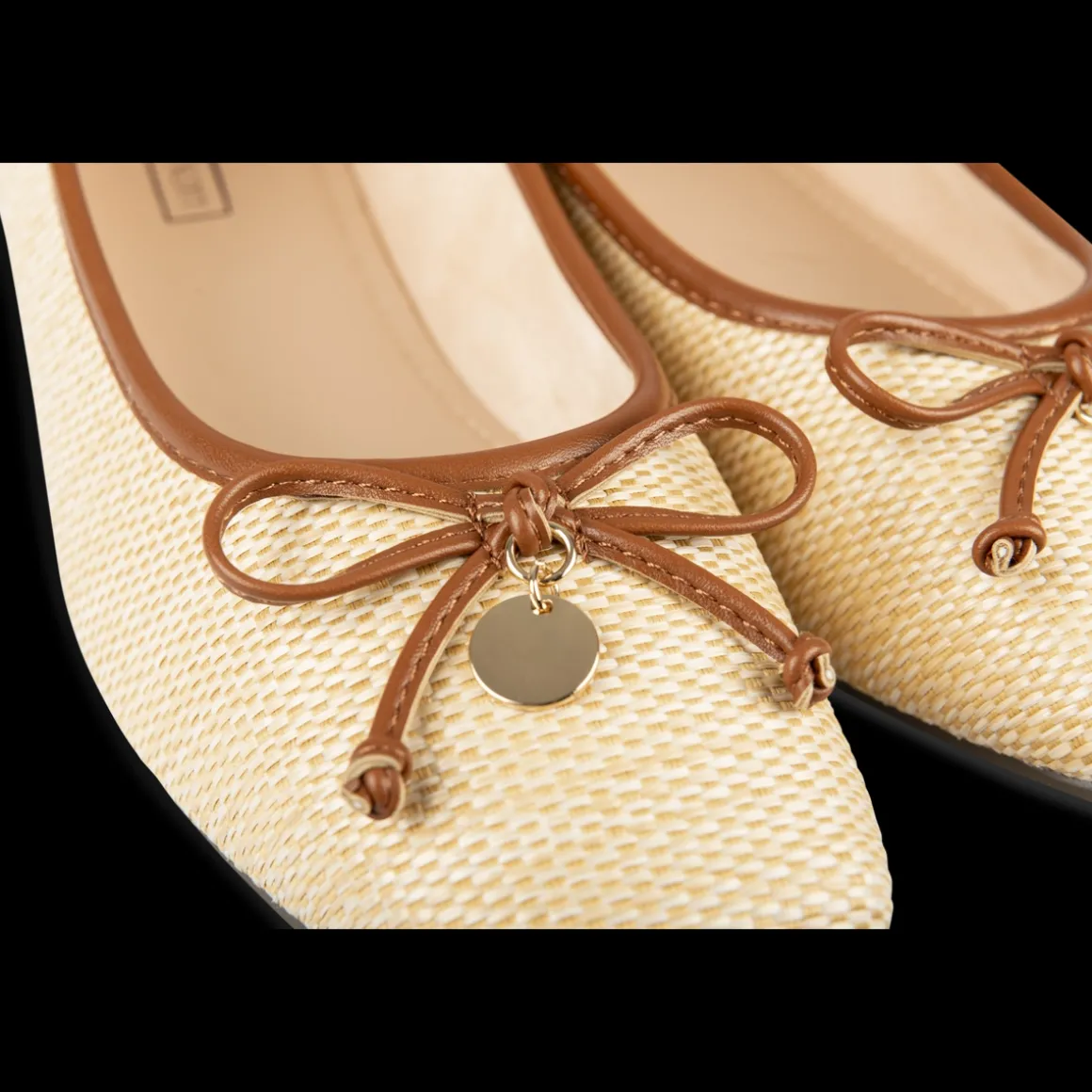 Ballerina's BEIGE