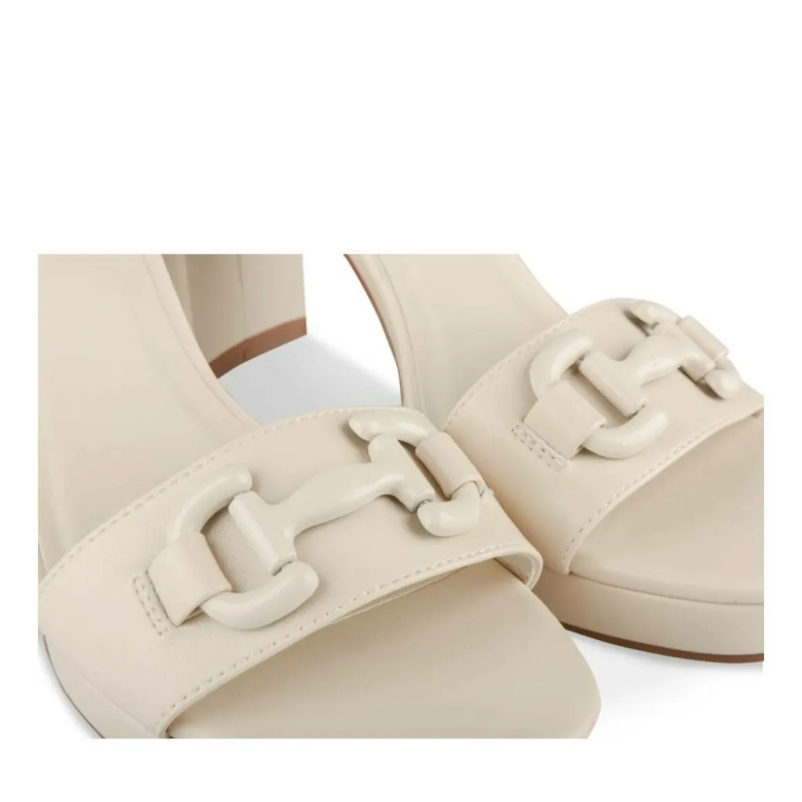 Sandalen BEIGE