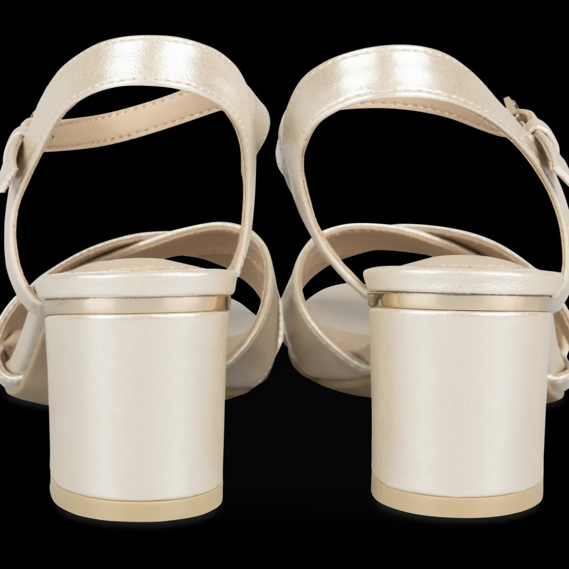 Sandalen GOUD