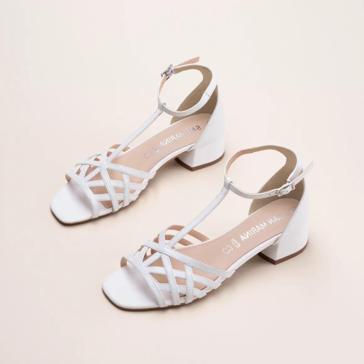 Sandalen WIT