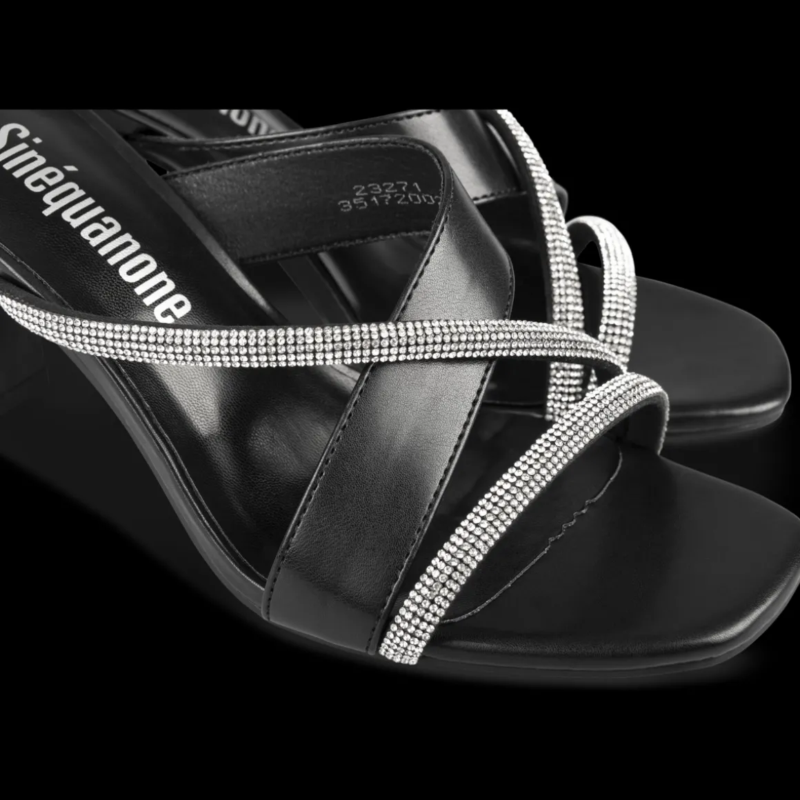 Slippers ZWART