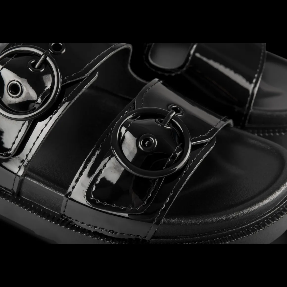 Slippers ZWART
