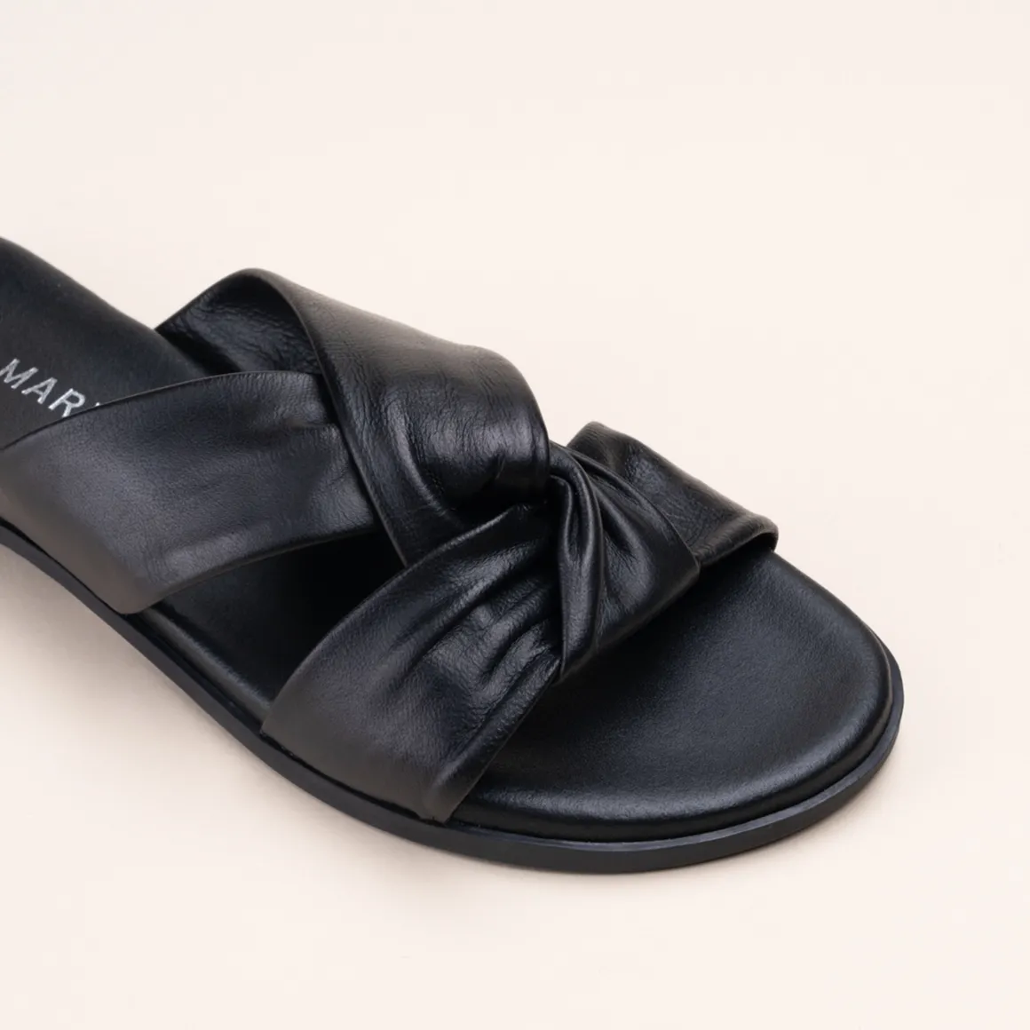 Slippers ZWART