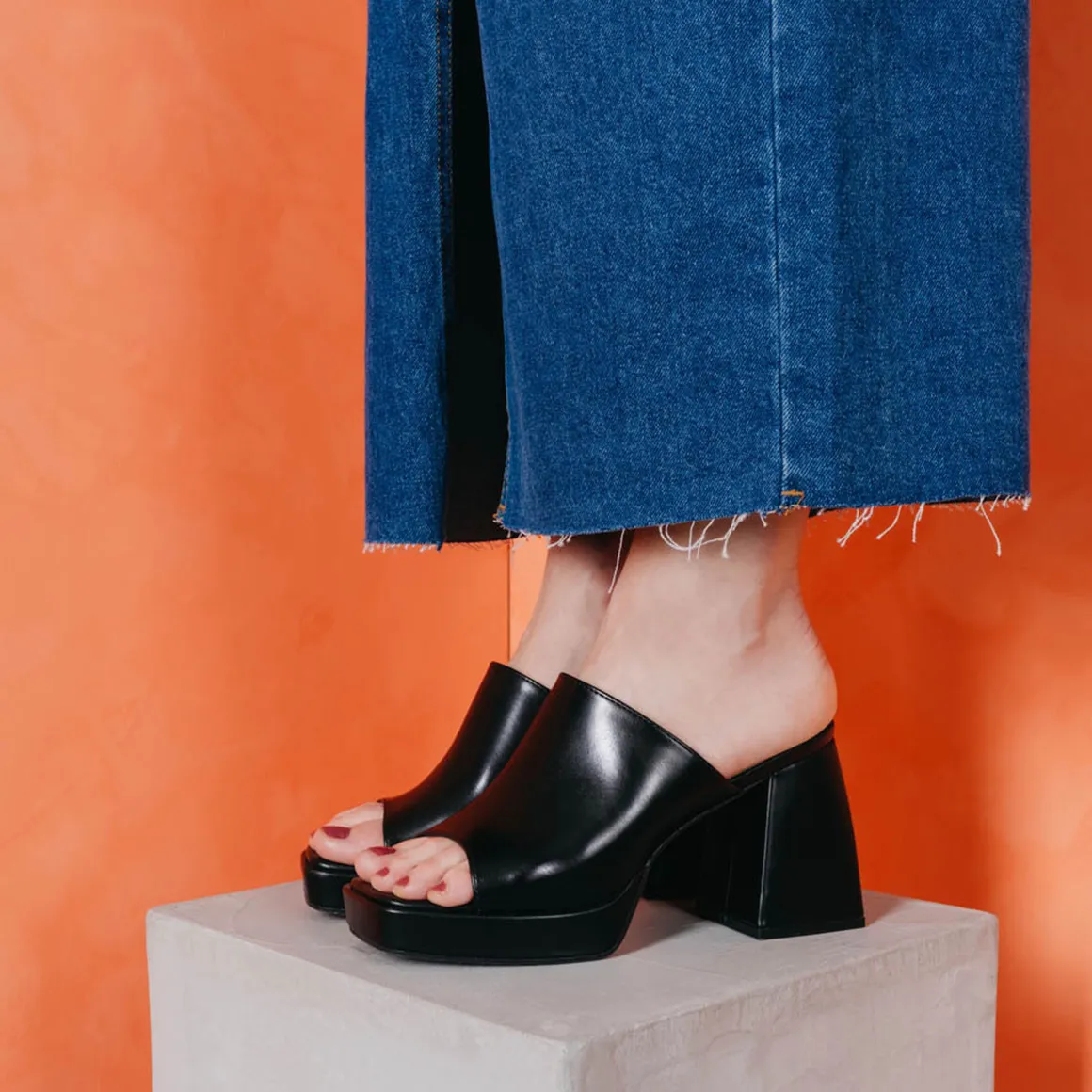 Slippers ZWART
