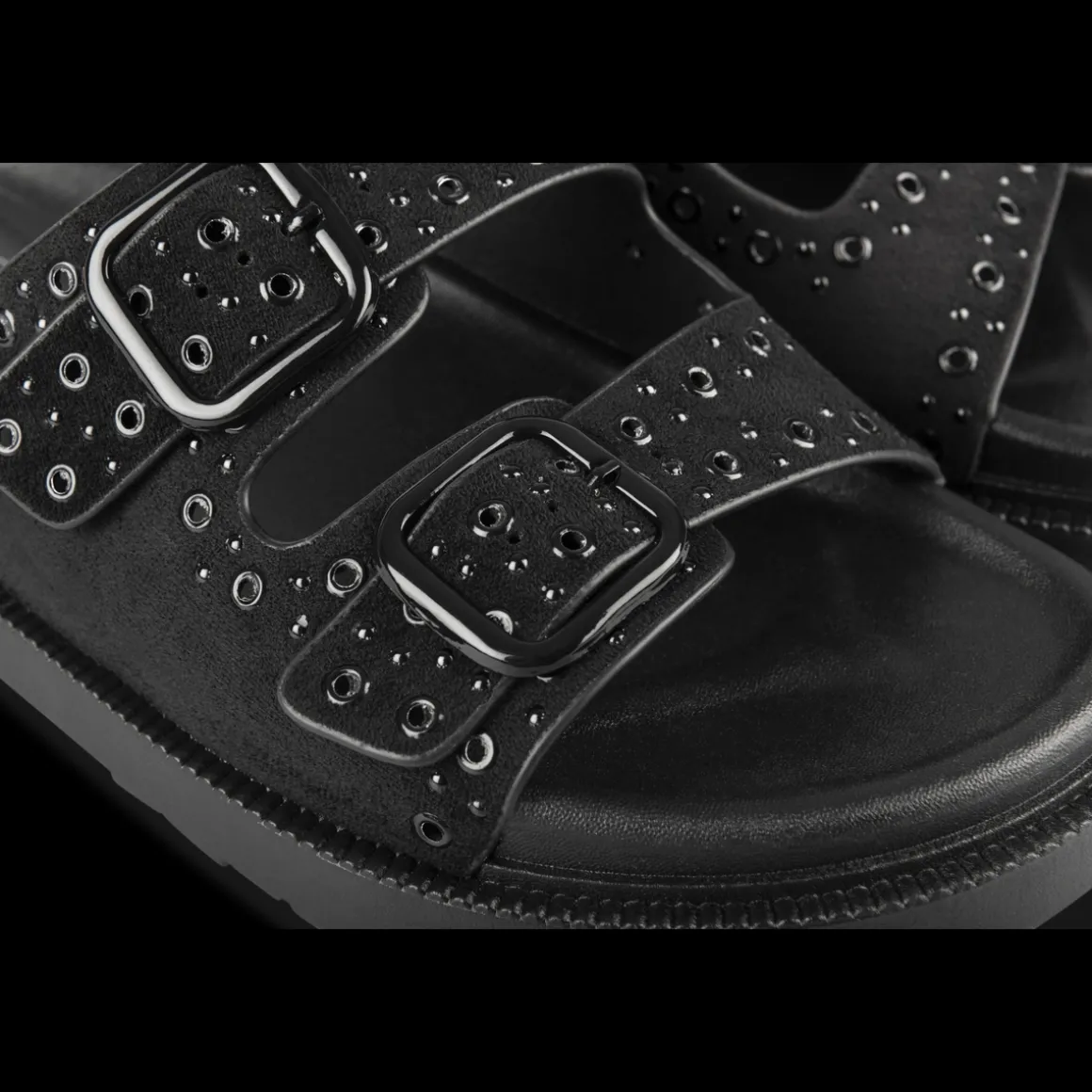 Slippers ZWART