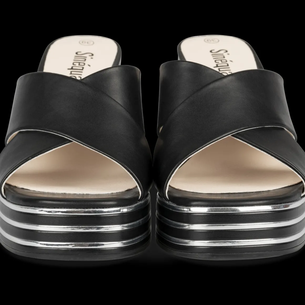 Slippers ZWART