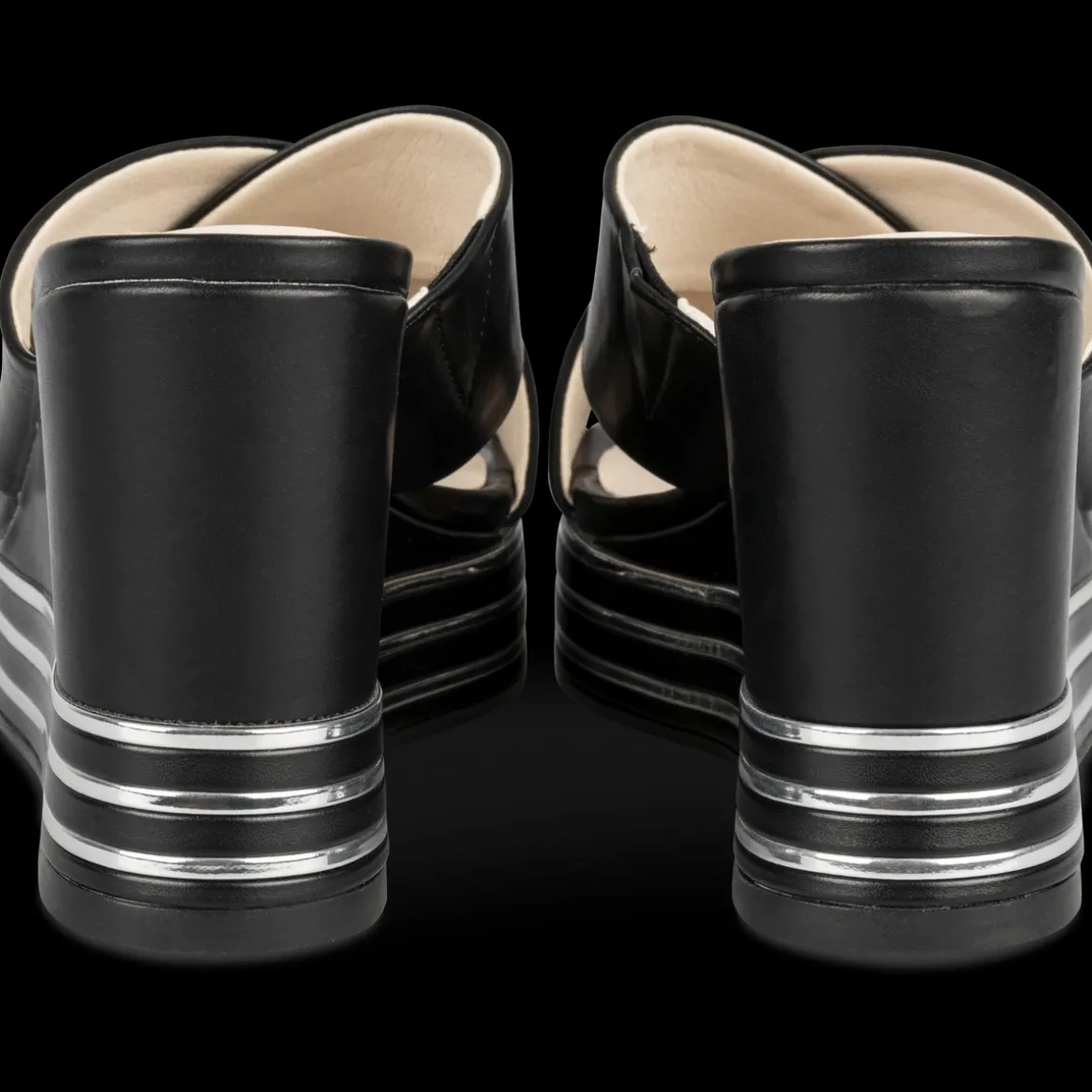 Slippers ZWART