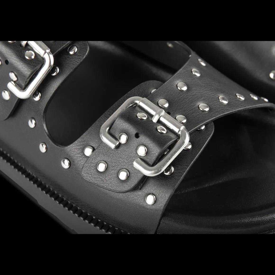 Slippers ZWART
