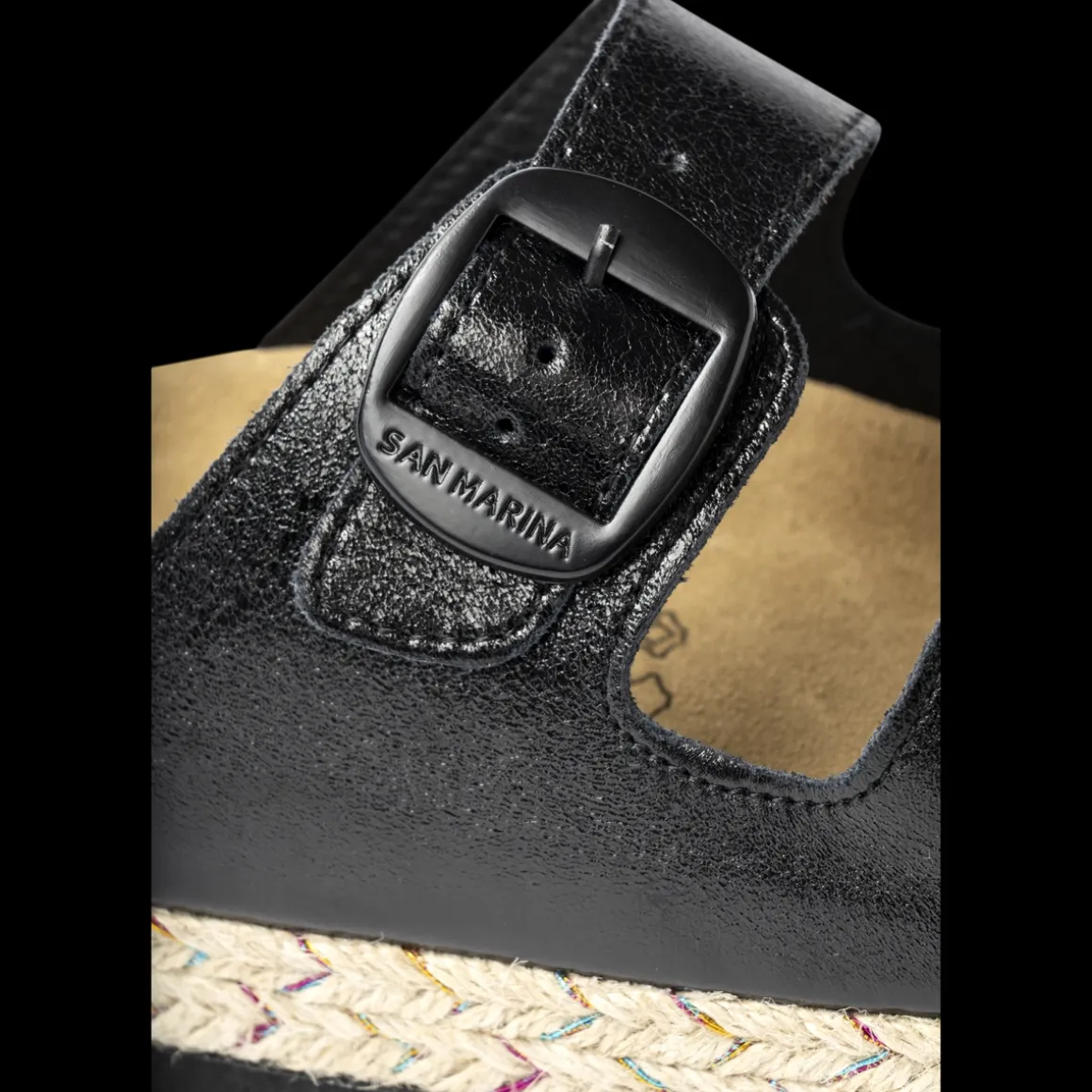 Slippers ZWART