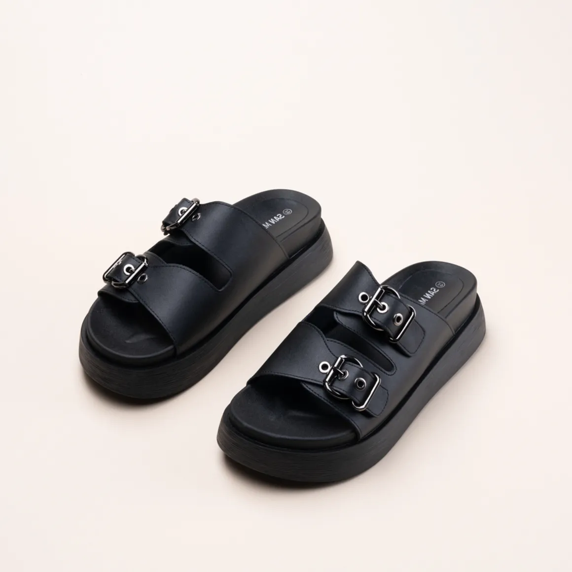 Slippers ZWART