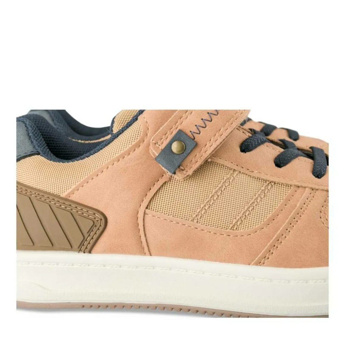 Sneakers GEEL