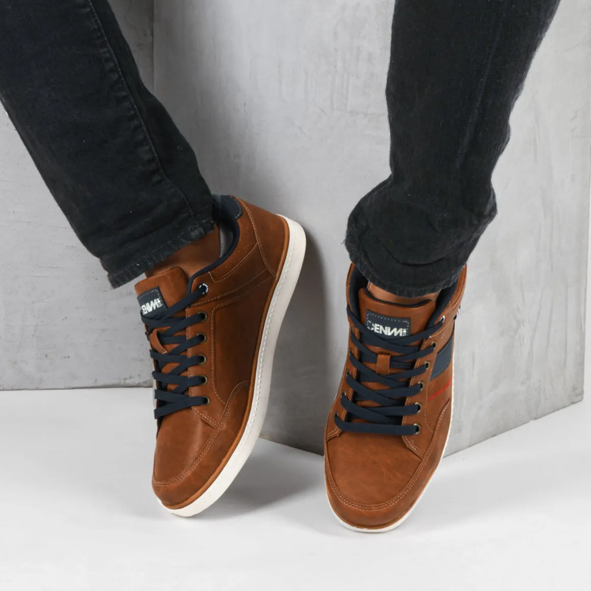 Sneakers KASTANJEBRUIN