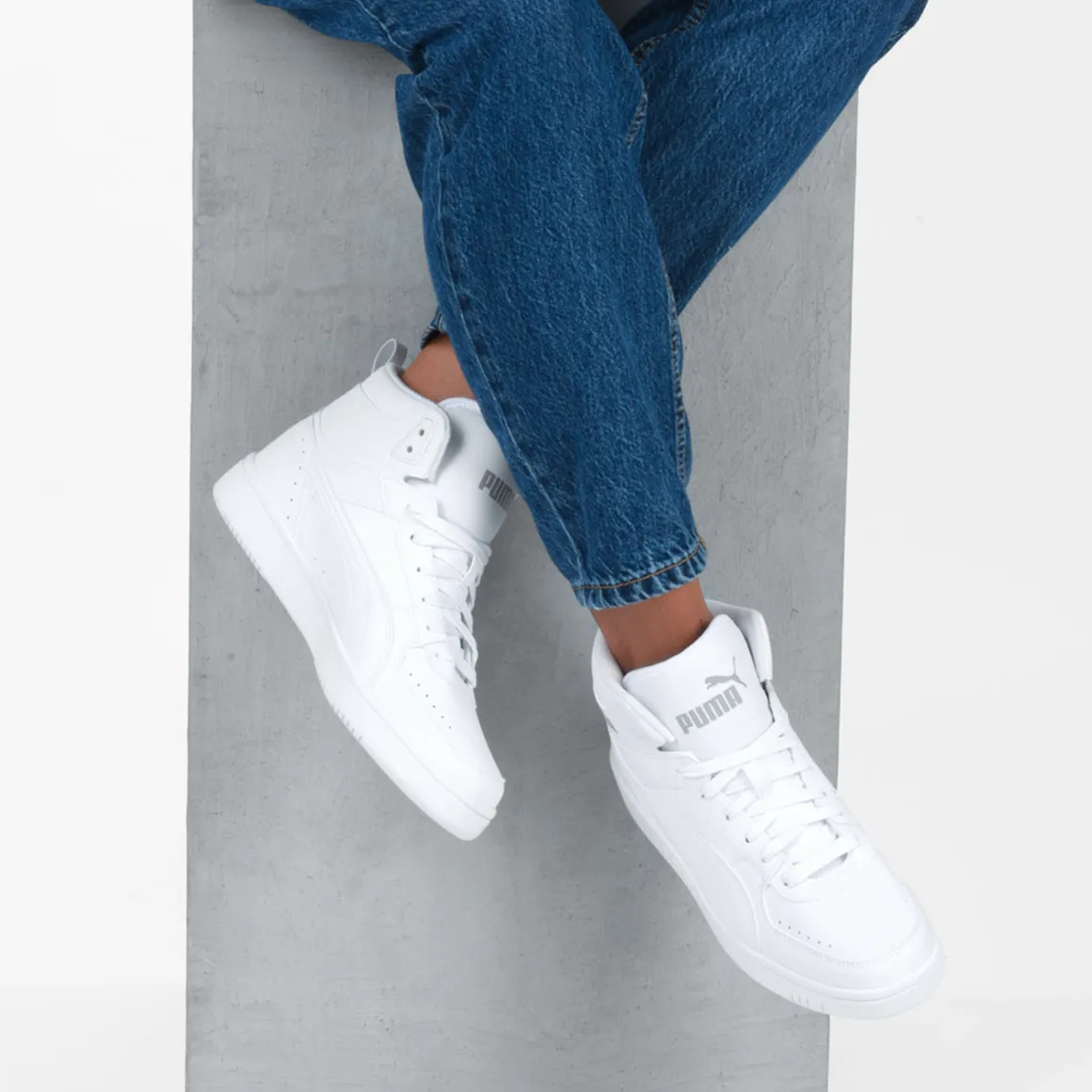 Sneakers Rebound Joy WIT PUMA