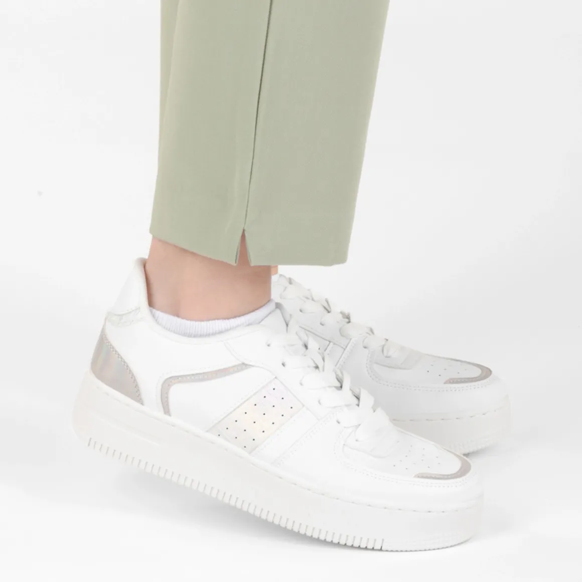 Sneakers WIT