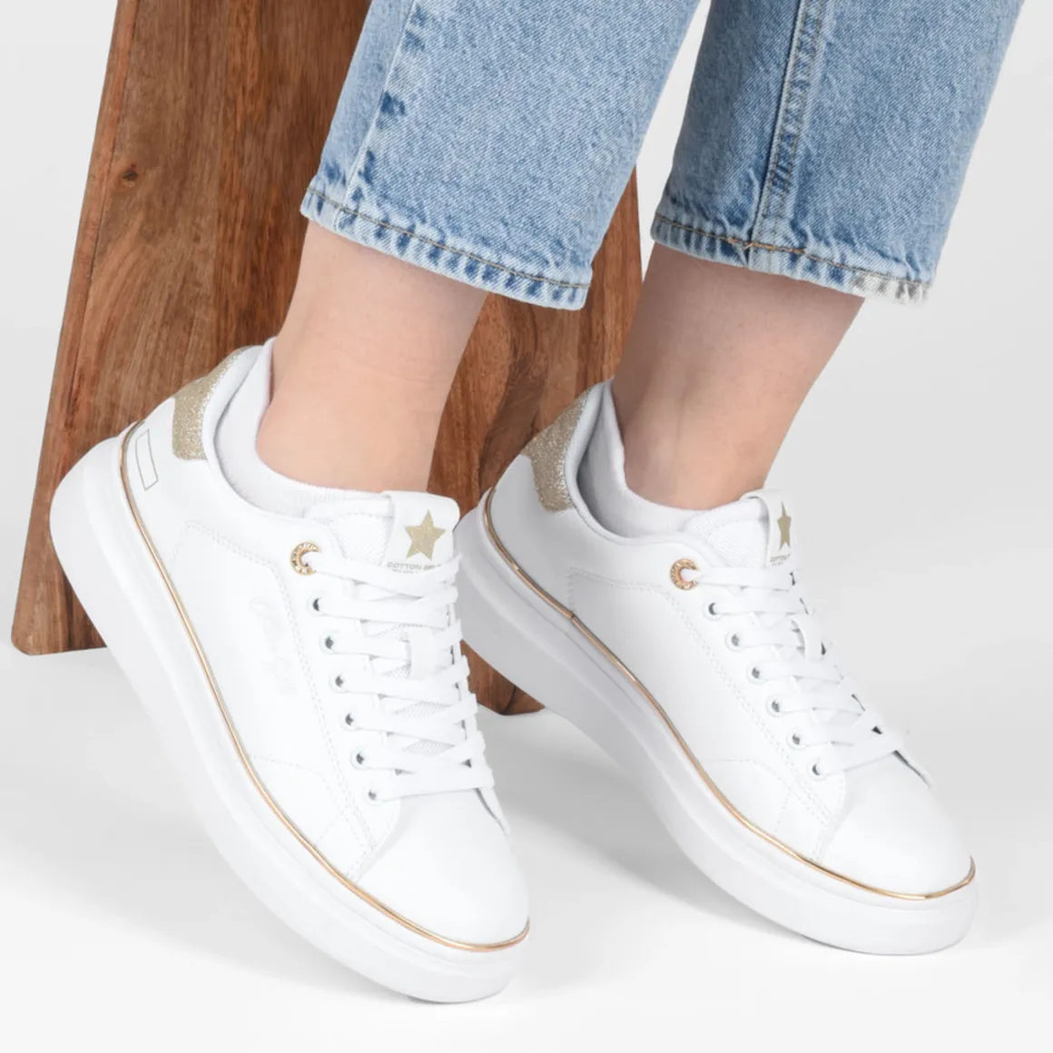Sneakers WIT