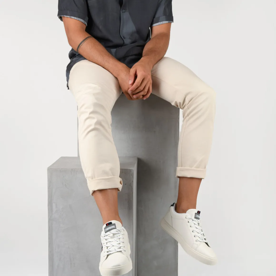 Sneakers WIT