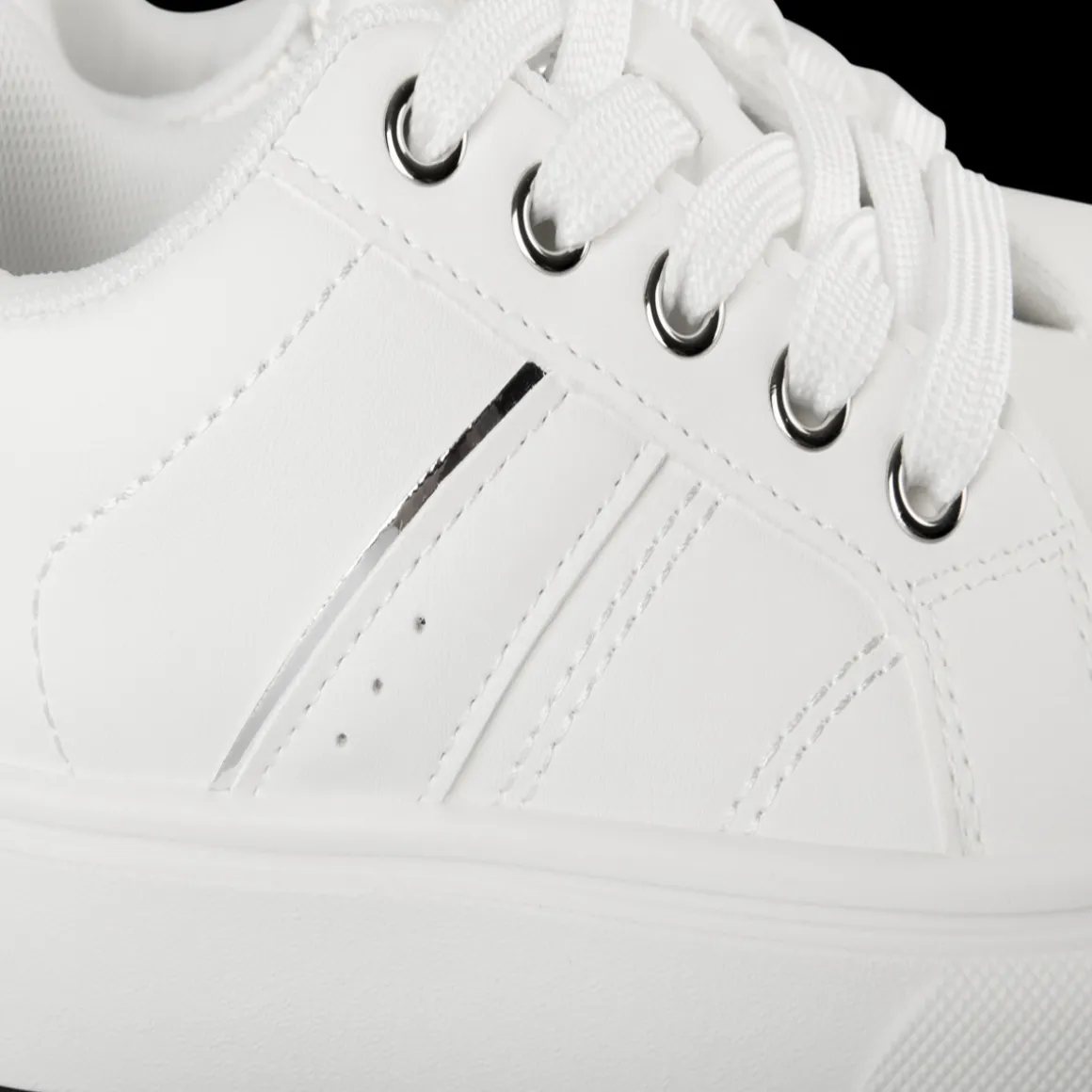 Sneakers WIT