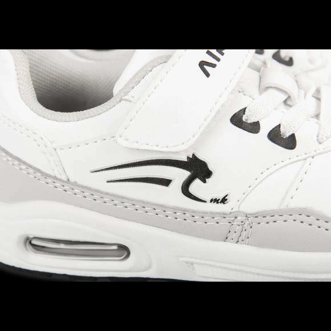 Sneakers WIT