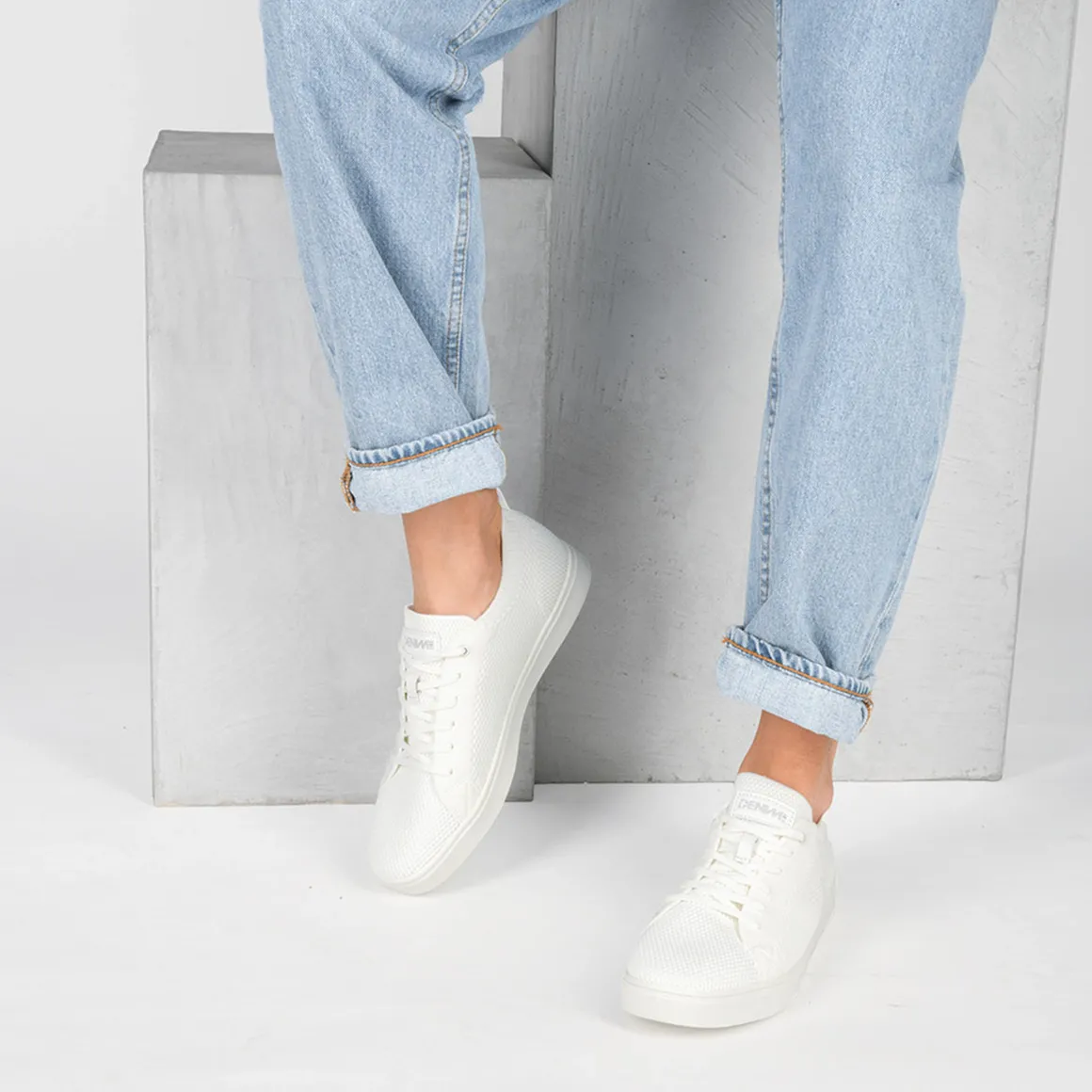 Sneakers WIT