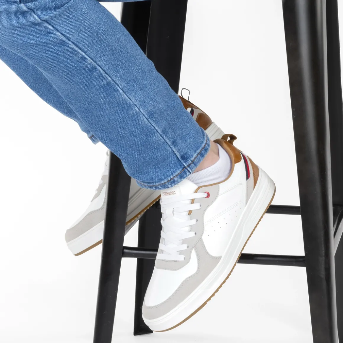 Sneakers WIT