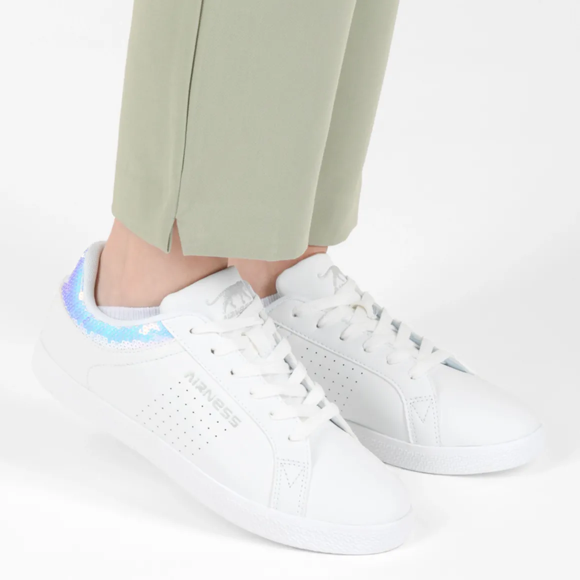 Sneakers WIT