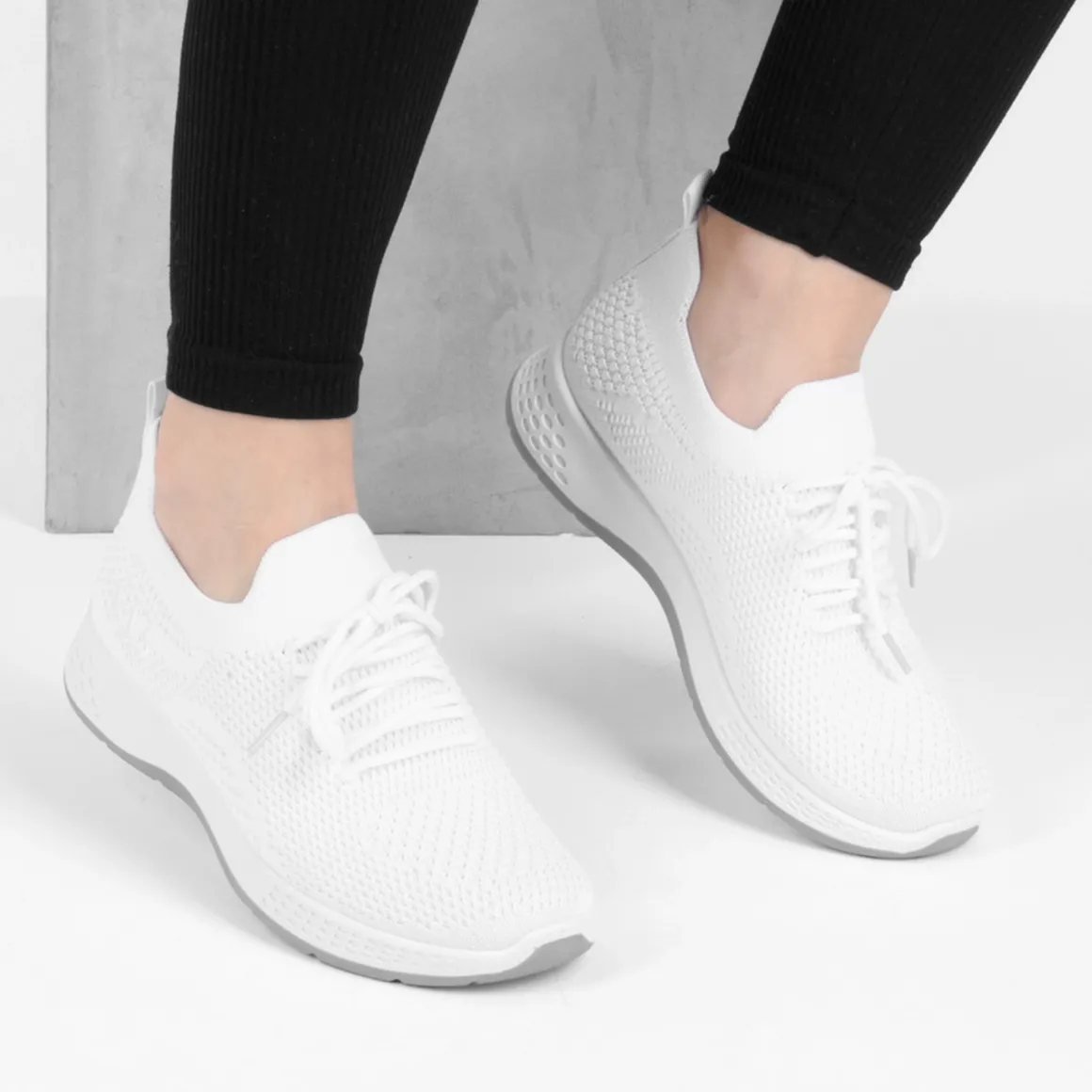 Sneakers WIT