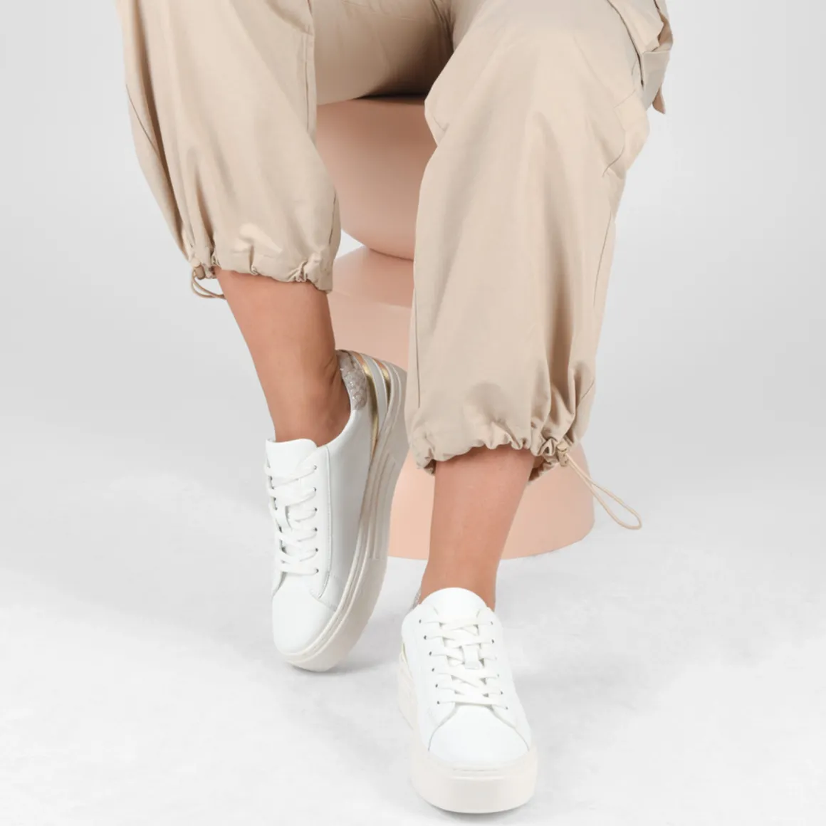 Sneakers WIT