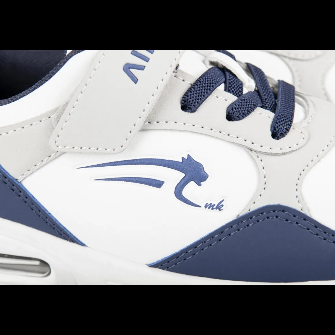 Sneakers WIT