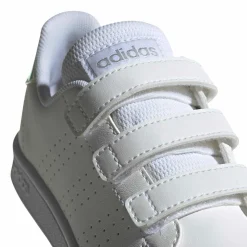 Sneakers WIT Advantage C