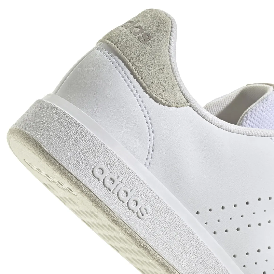Sneakers WIT ADIDAS ADVANTAGE BASE