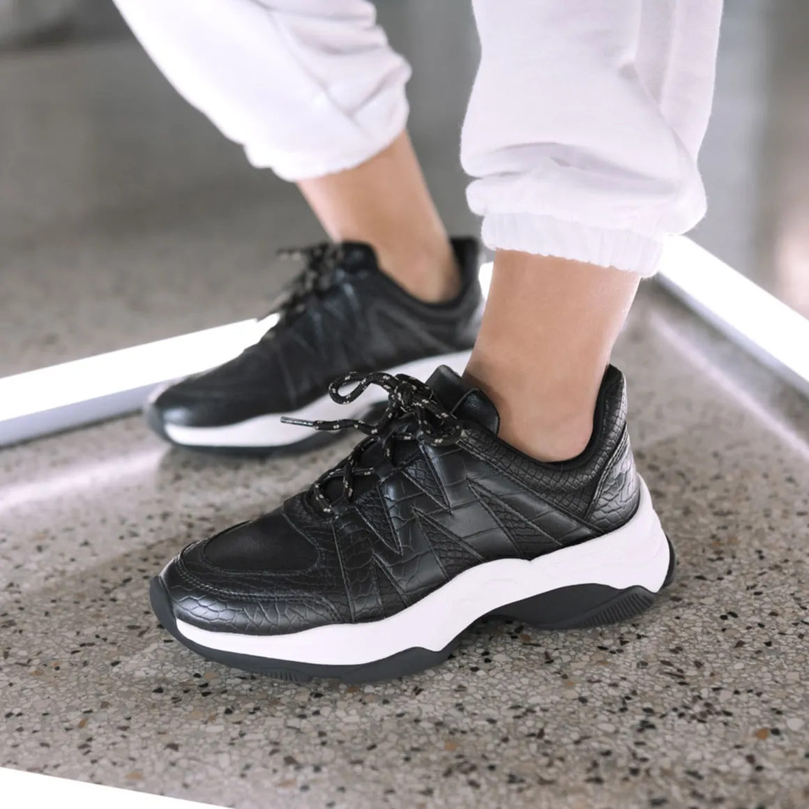 Sneakers ZWART