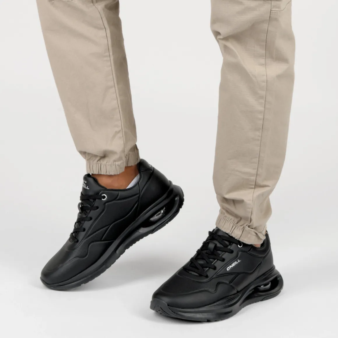 Sneakers ZWART
