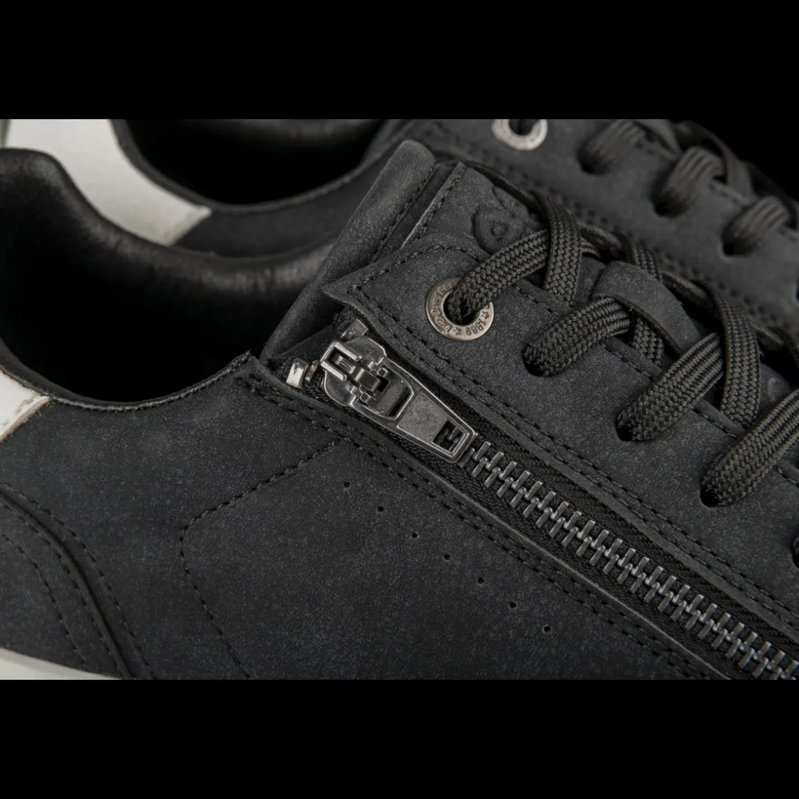 Sneakers ZWART