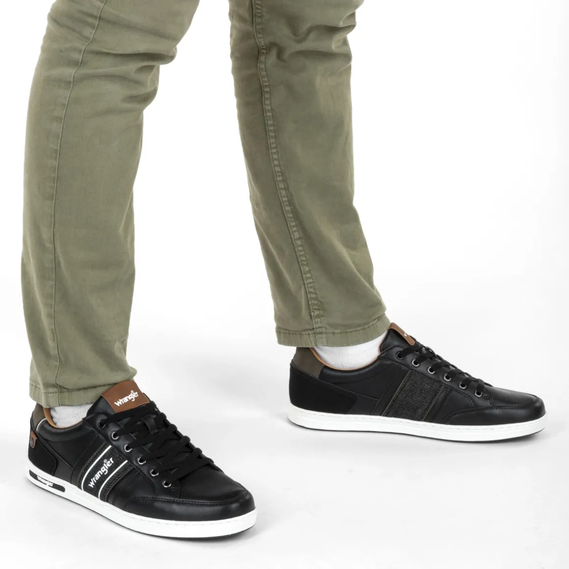 Sneakers ZWART
