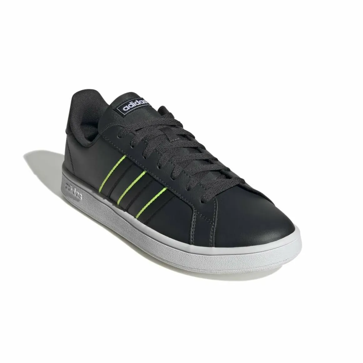 Sneakers ZWART Grand Court Base