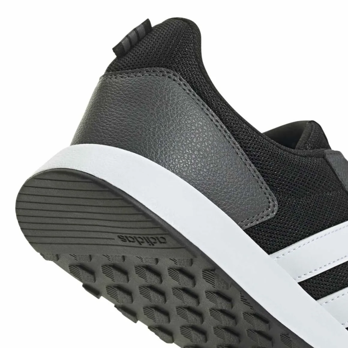 Sneakers ZWART ADIDAS Run 50