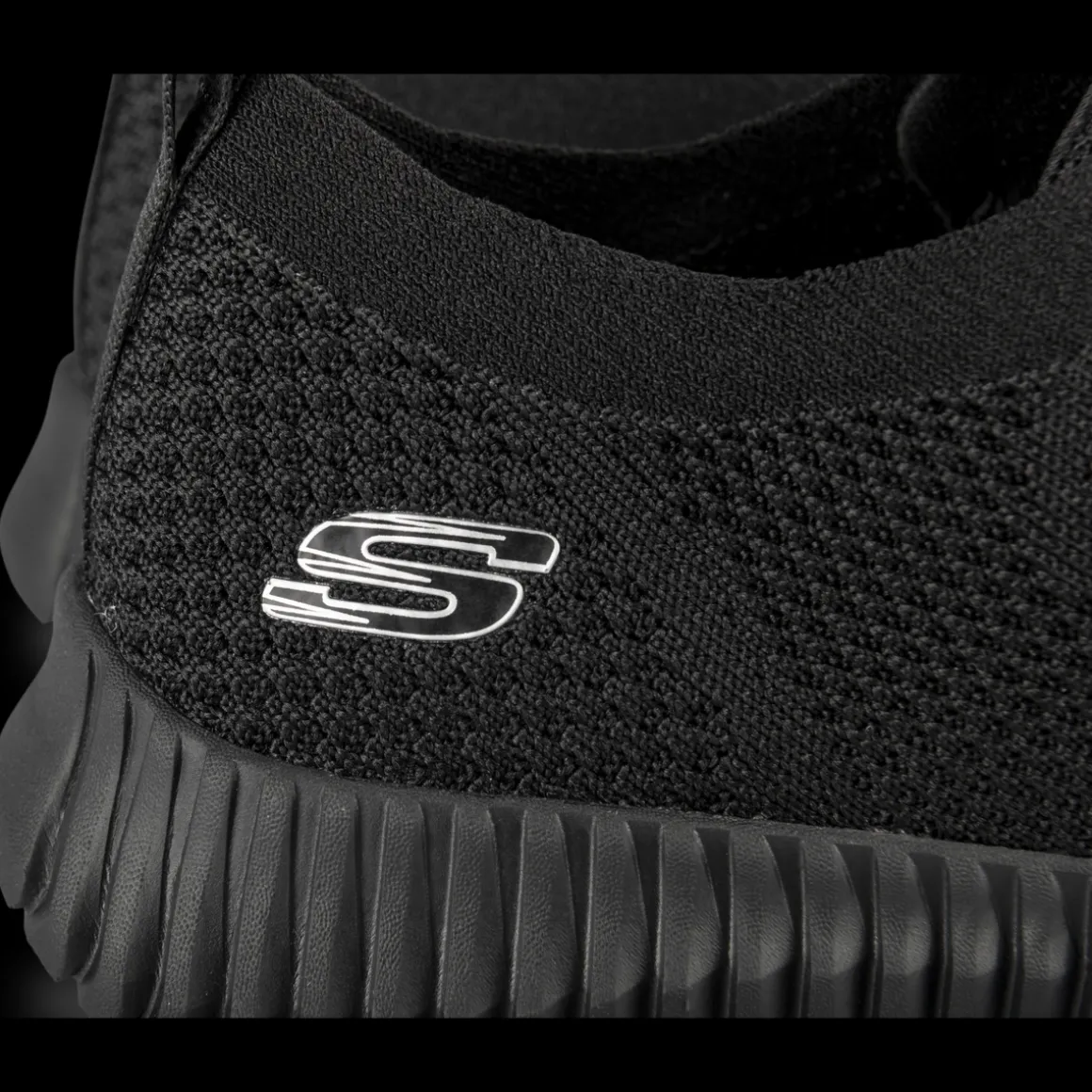 Sneakers ZWART SKECHERS SOCIAL MUSE