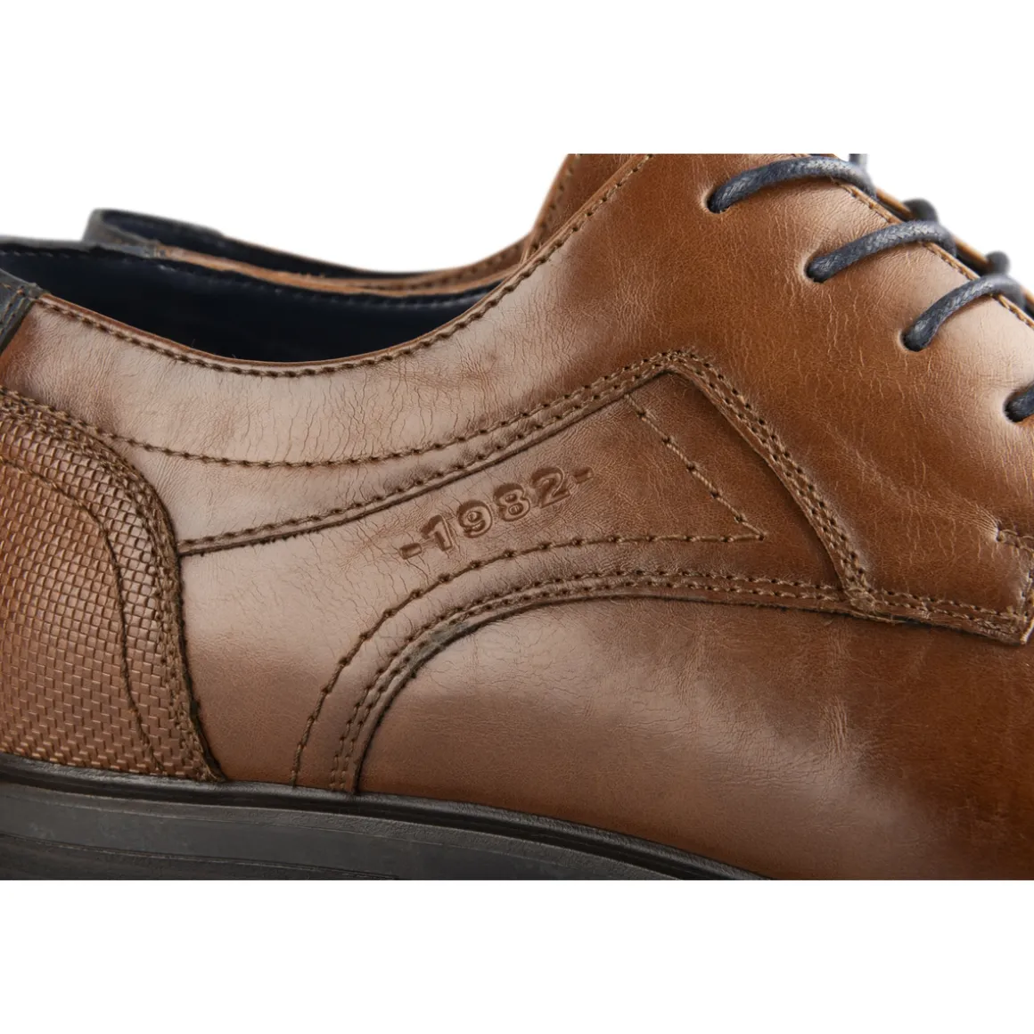 Veterschoenen COGNACKLEUR
