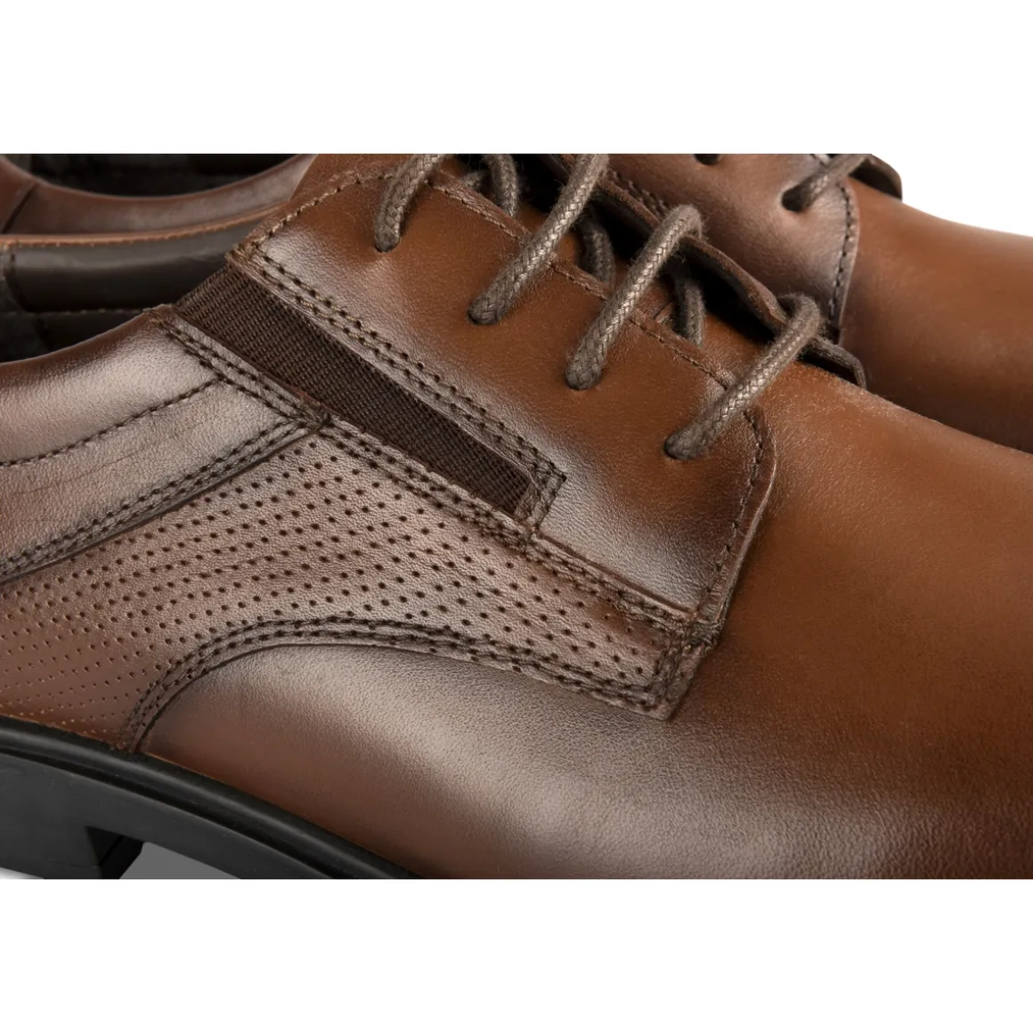 Veterschoenen KASTANJEBRUIN