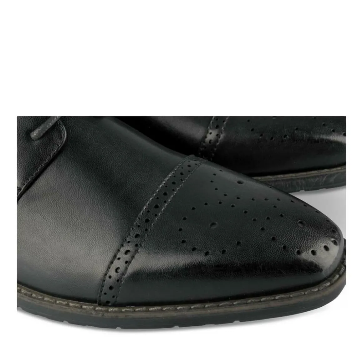 Veterschoenen ZWART