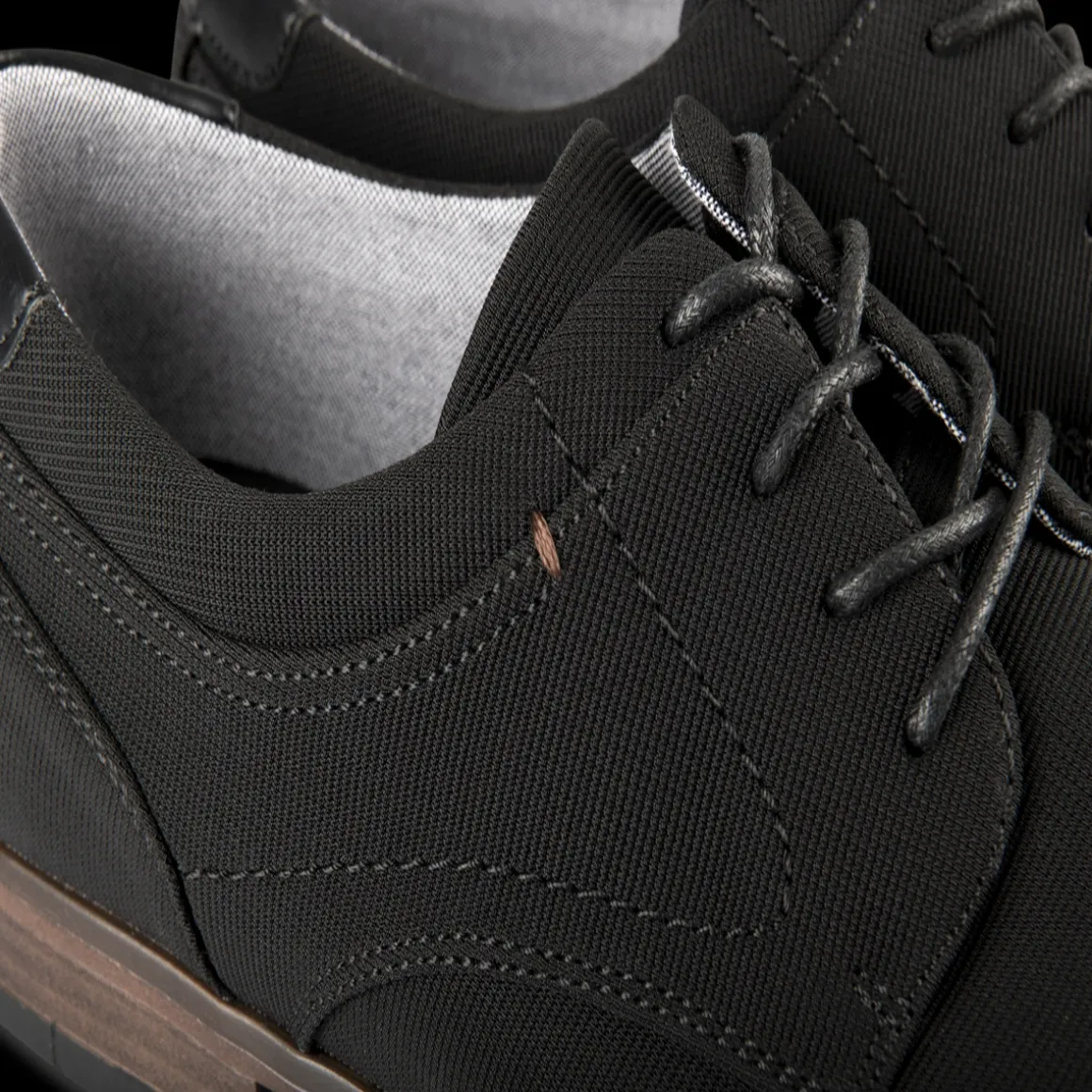 Veterschoenen ZWART