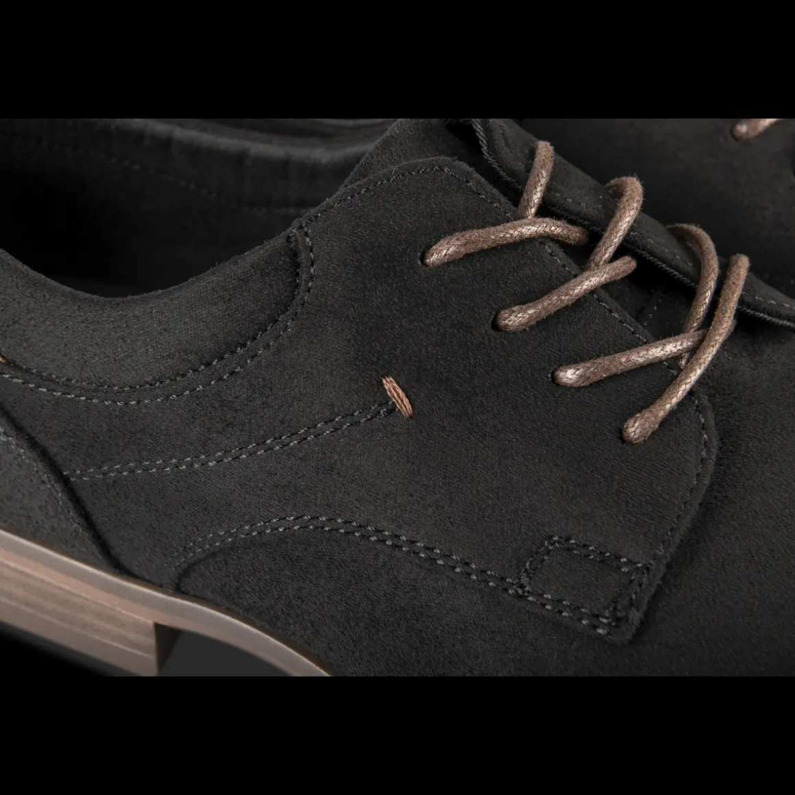 Veterschoenen ZWART