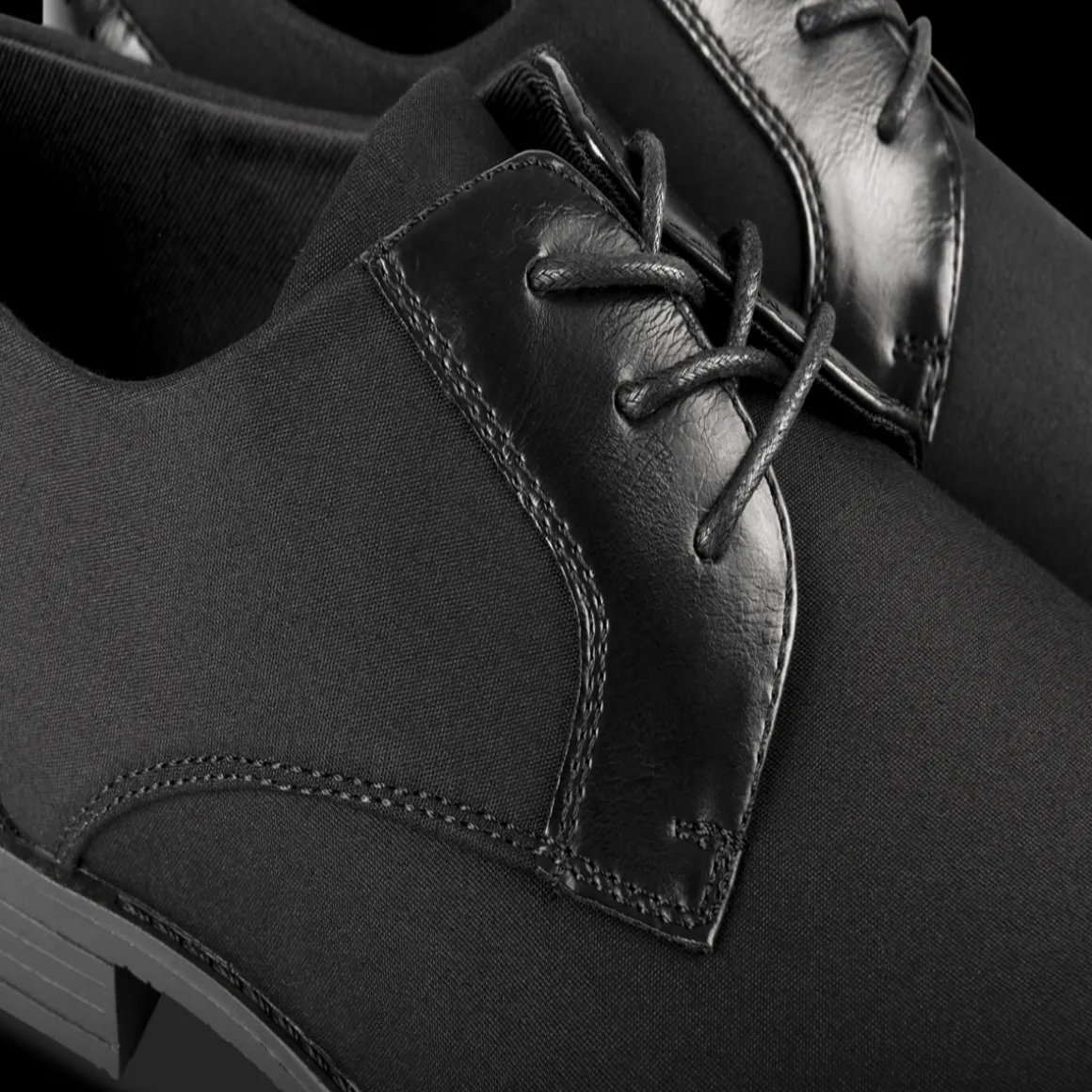 Veterschoenen ZWART