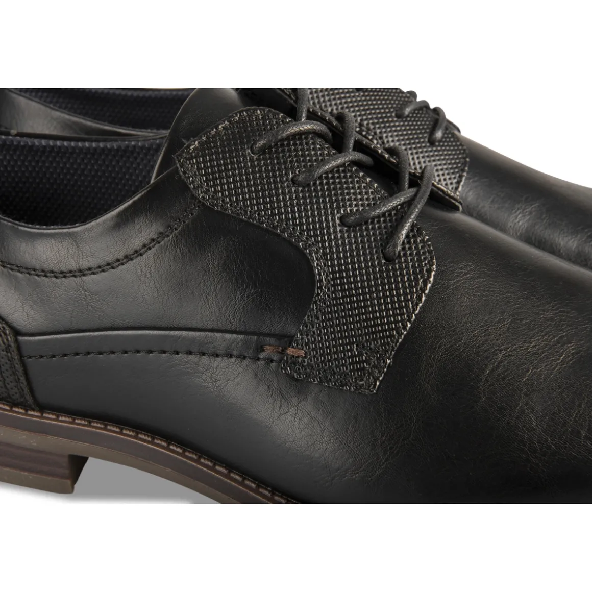 Veterschoenen ZWART